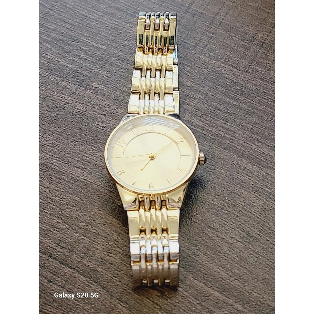 FMD gold tone